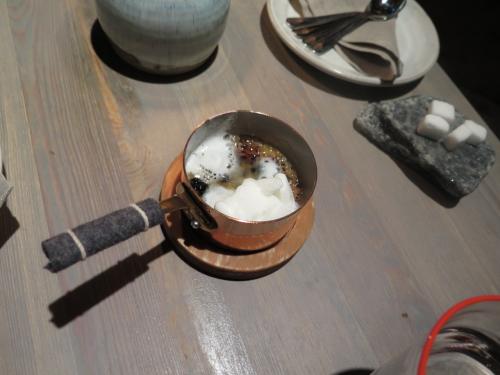 Bone marrow pudding, frozen milk
