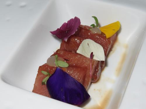Barriga de Atum, Yuzu e Feij&atilde;o Fermentado