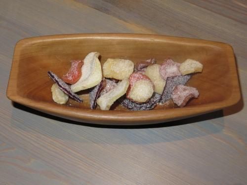 Pickled semi-dried root vegetables