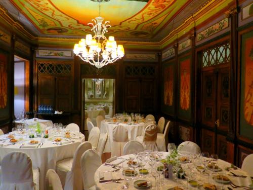 A lindíssima sala do restaurante A VISCONDESSA do Palácio da Lousã A lindíssima sala do restaurante A VISCONDESSA do Palácio da Lousã