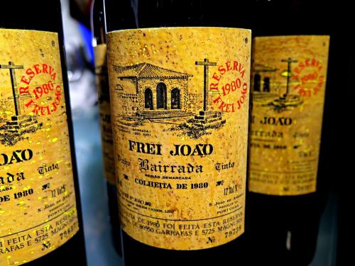 Frei João Reserva tinto 1980 Frei João Reserva tinto 1980