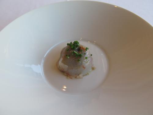 Raviolo de gamba e cogumelos &lsquo;Santi Santamaria&rsquo;