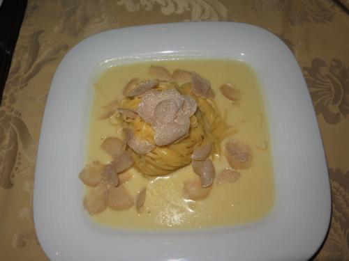 &lsquo;Tajarin al Burro&rsquo;