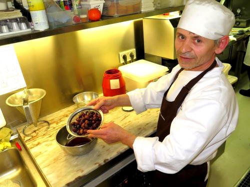 António Vito Mauro, o italiano que faz o pão da CASA DE CHÁ DA BOA NOVA António Vito Mauro, o italiano que faz o pão da CASA DE CHÁ DA BOA NOVA