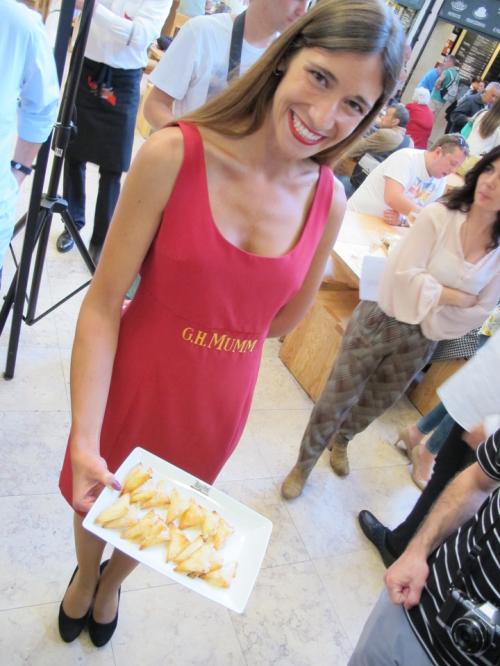 Trouxa de queijo de cabra e mel Trouxa de queijo de cabra e mel
