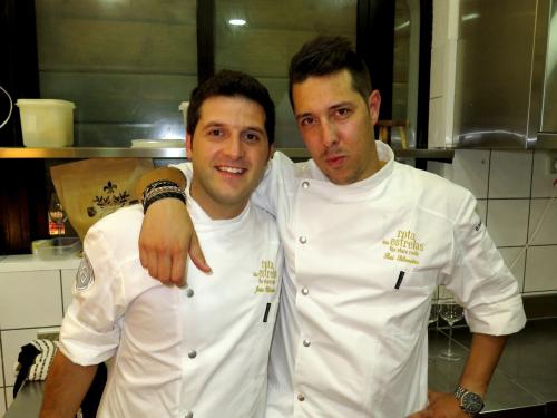 Na cozinha do BON BON, João Oliveira e Rui Silvestre Na cozinha do BON BON, João Oliveira e Rui Silvestre