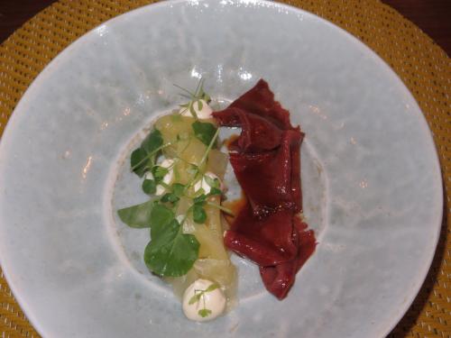 Vitela, ananás dos Açores e wasabi Vitela, ananás dos Açores e wasabi