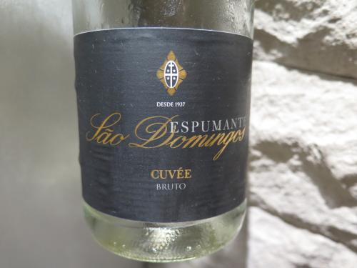 S&atilde;o Domingos Cuv&eacute;e Espumante Bruto 2012