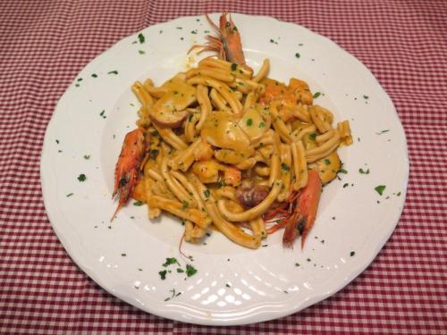 Casarecce Porcini e Gamberoni Casarecce Porcini e Gamberoni