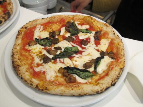 ... pizza margherita ... pizza margherita