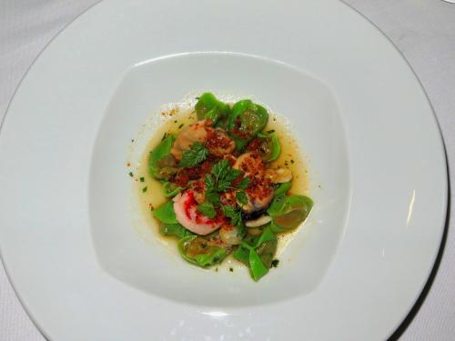 Green Tortellini with pappa al pomodoro and seafood