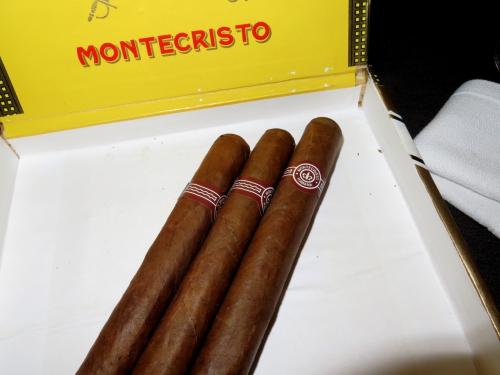 Charutos Montecristo #4