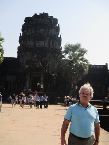 Henrique em Angkor Wat.JPG Henrique em Angkor Wat.JPG