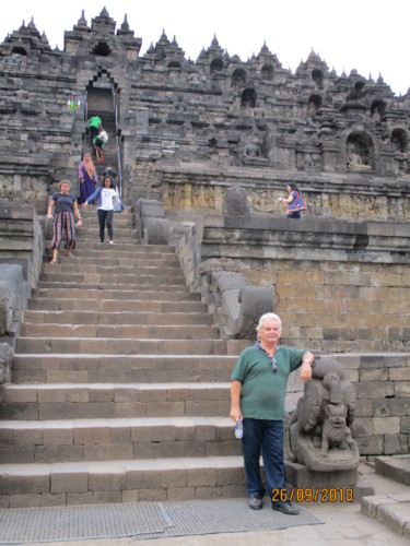 Yoguakarta-templo hindu.JPG Yoguakarta-templo hindu.JPG