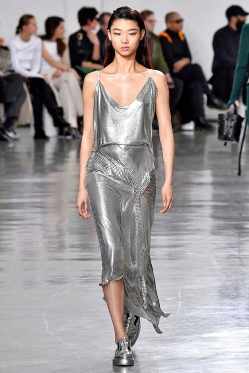 Cole&ccedil;&atilde;o // PACO RABANNE, Paris, Inverno 2018 RTW // Foto 7 // Desfiles // FFW