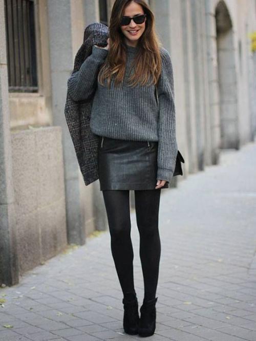 Resultado de imagem para leather mini skirt winter 2019