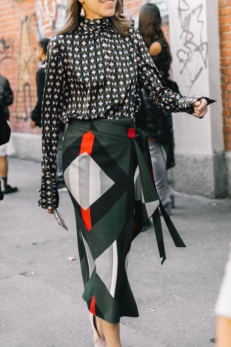 Street style SS18-Milan Fashion Week day 2 #thepinkpineappleblog #shopthelook #wearitloveit #getthelook #todaysdetails #currentlywearing #lookoftheday #ShopStyle #ootd
