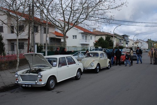 Passeio de Automoveis Antigos Amendoeiras em Flor 2012
