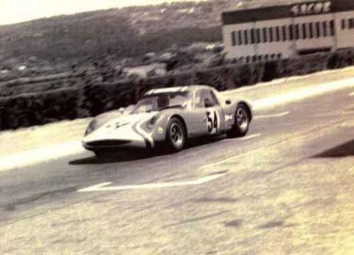 Chevron B4