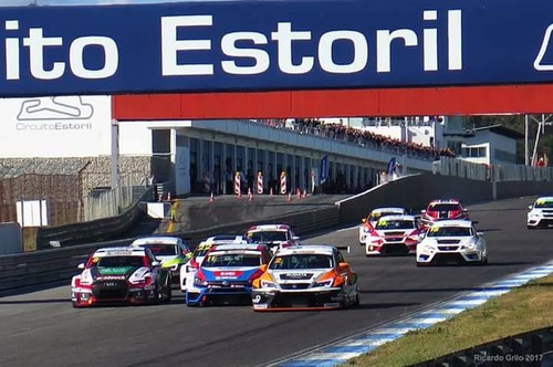 Vitória de Rafael Lobato na estreia do Audi