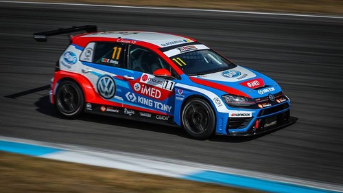 19748520_2028838843808869_966192191739167235_n.jpg