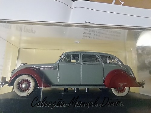 Chrysler Airflow  1936  - Carros Clássicos - Um olhar sobre as minhas miniaturas