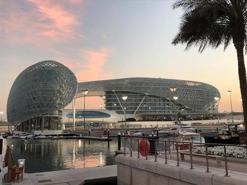 12 horas Abu Dhabi