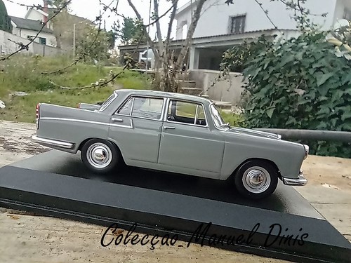 Austin Cambridge 1959- Um olhar sobre as minhas miniaturas