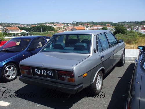 VI Encontro de Carros Cl&aacute;ssicos e Antigos em Valp