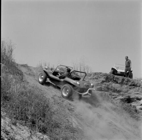 bruce-meyers-manx-dune-buggy a.jpeg bruce-meyers-manx-dune-buggy a.jpeg