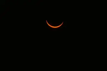 Eclipse (quase) total do Sol, visto ontem