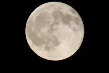 Lua Cheia do Esturjão