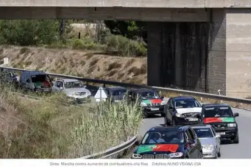 Marcha lenta em Sines contra aumento de combustíveis cria filas