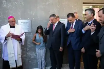 “A inauguração da Escola Secundária de Cascais – Uma cerimónia deprimente”