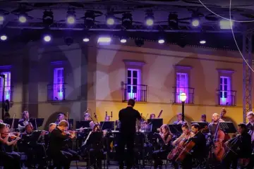 ORQUESTRA DO ALLGARVE LEVA “CANÇÕES DE TODA A VIDA” A LOULÉ