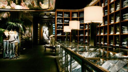 abercrombie-ftich-empty.jpg