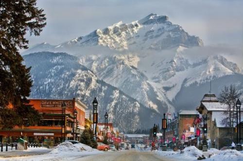 banff-avenue-in-winter.jpg