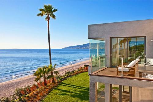 04-Brand-New-Coastal-Modern-Residence-for-Sale-in-