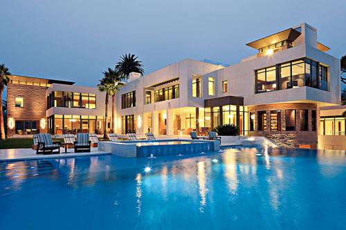 19-Hilltop-Compound-in-Bel-Air-by-Landry-Design-Gr