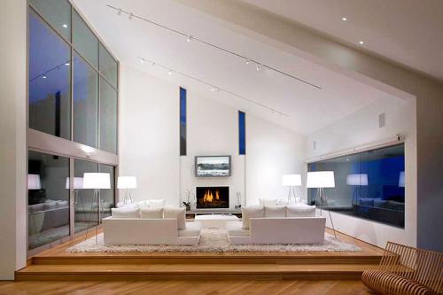 02-Parado-Lane-House.jpg