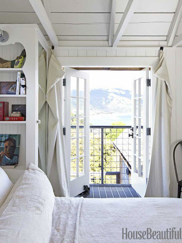 white-bedroom-juliet-balcony-0712-dempster21-lgn.j