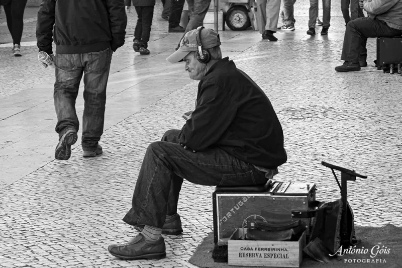 Engraxador no Rossio